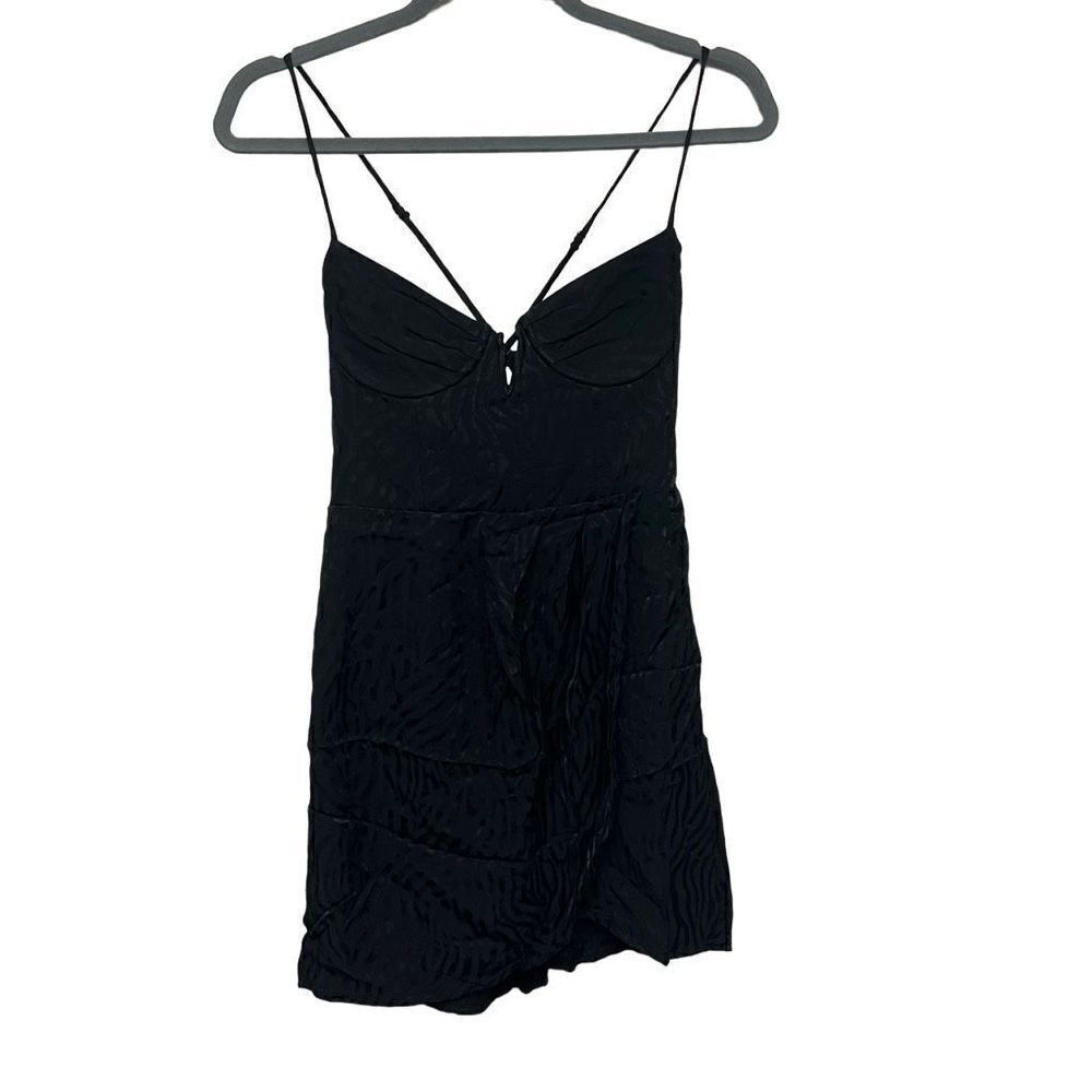 Revolve Sun Becomes Her Black Wildflower Wrap Mini Dress Size 2